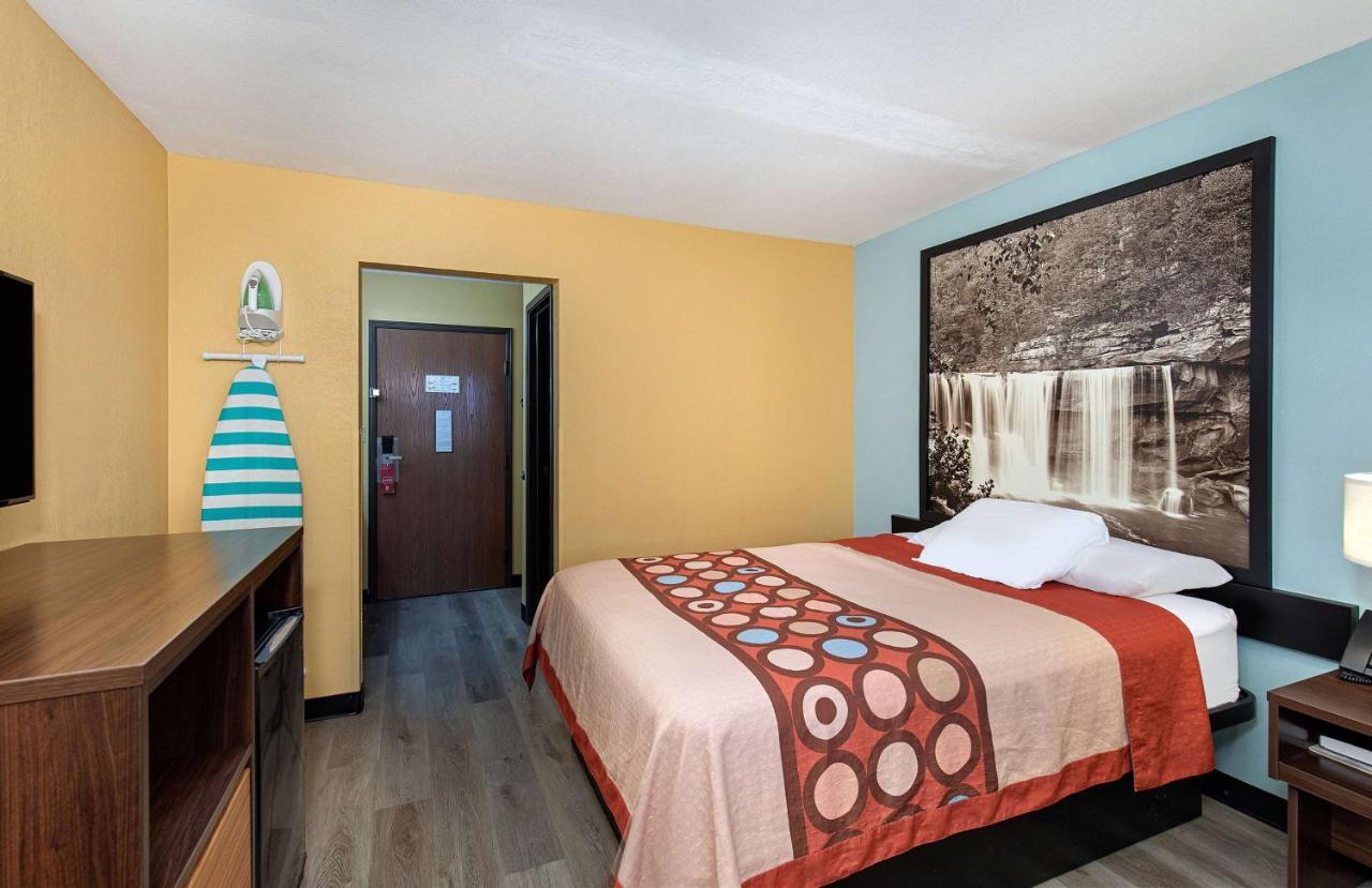 Super 8 By Wyndham Eddyville/Kuttawa Dış mekan fotoğraf